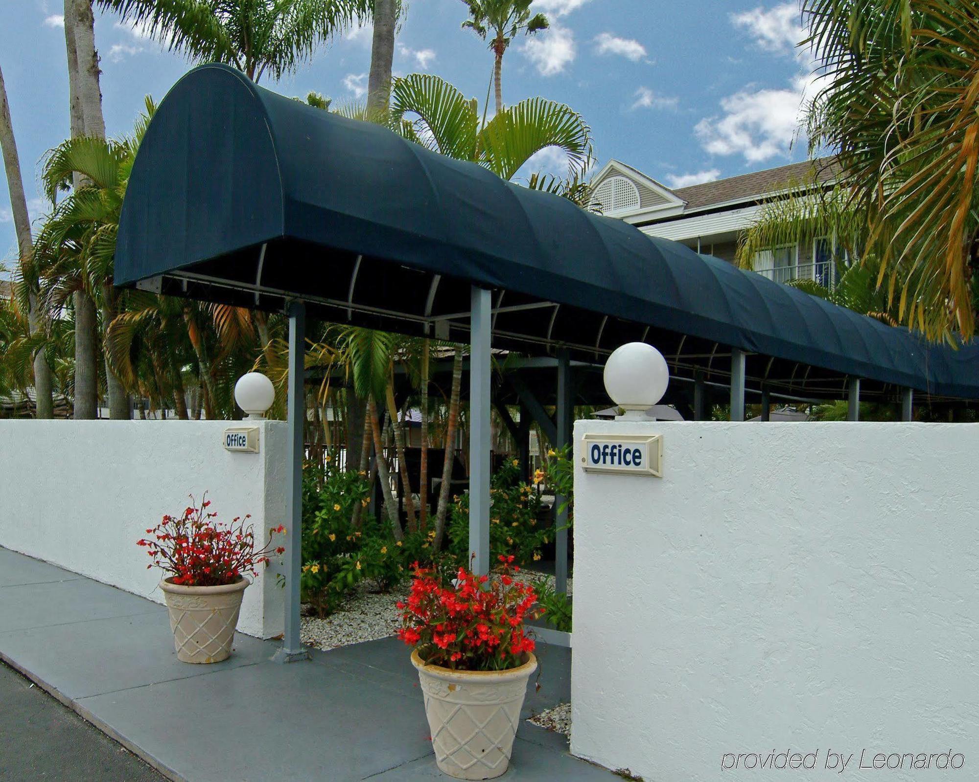 Lantern Inn & Suites - Sarasota Exterior foto